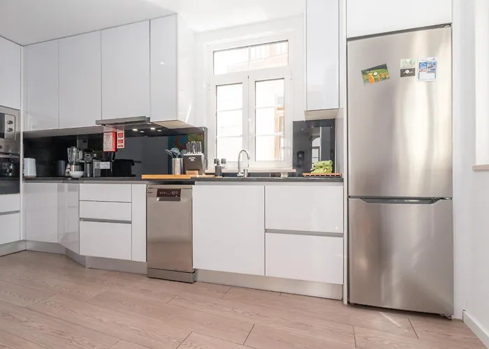 Luckasa By Rent4all *