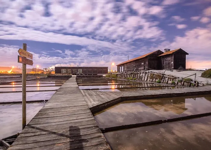 Daire Luckasa By Rent4all